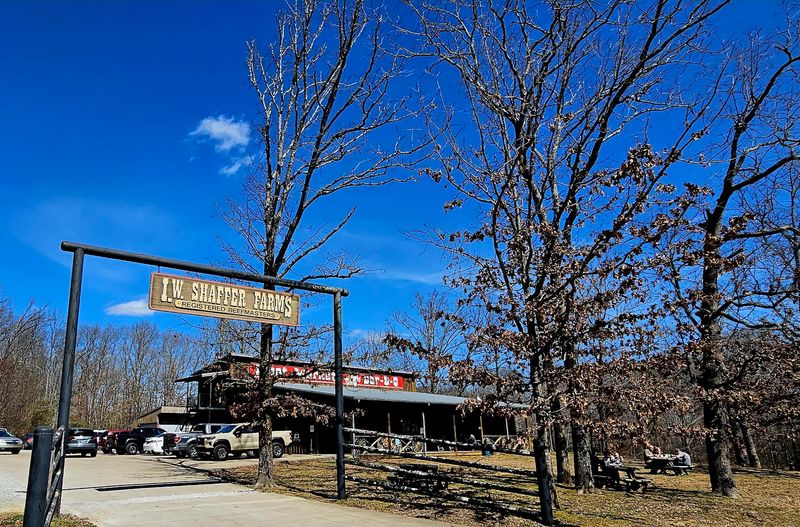 Shaffer Farms Texas BBQ — Summertown