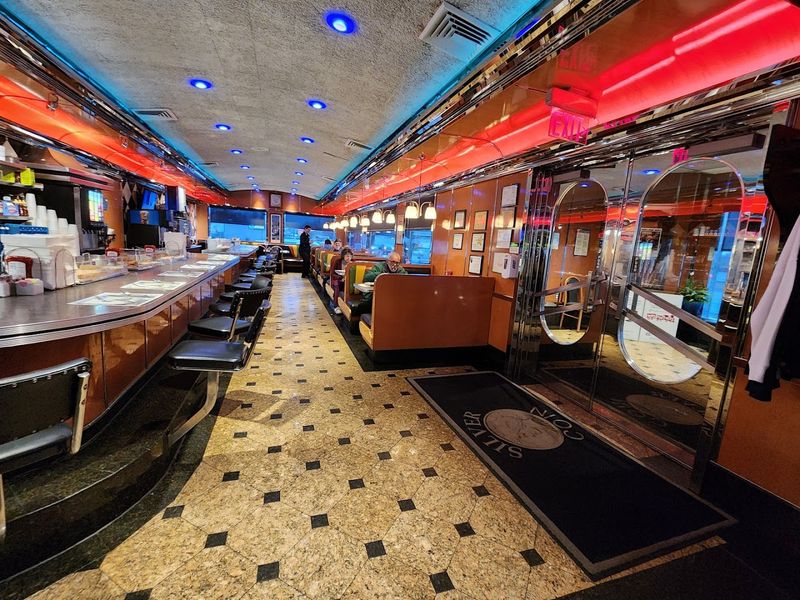 Silver Coin Diner - Hammonton