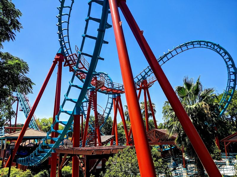 Six Flags Fiesta Texas and Hurricane Harbor (San Antonio) Six Flags Fiesta Texas and Hurricane Harbor (San Antonio)
