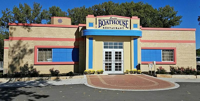 Smiths’ Boathouse Restaurant, Troy