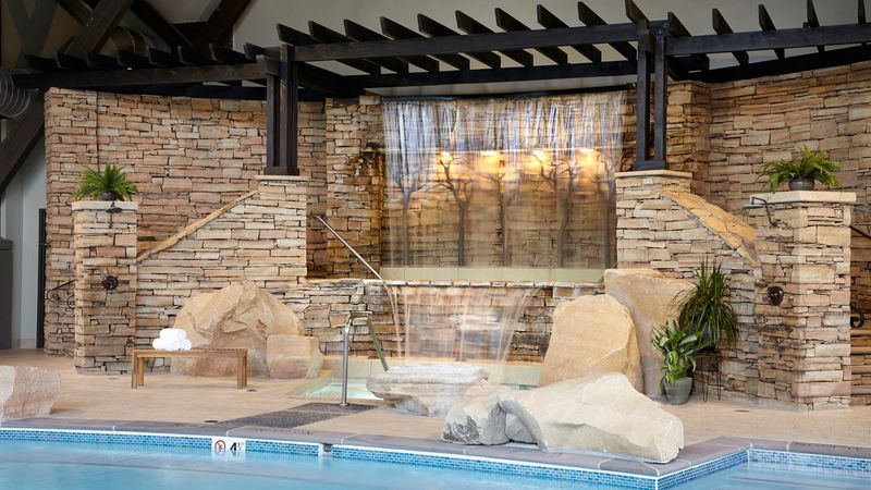 Soaking pools and hydrotherapy worth lingering in Soaking pools and hydrotherapy worth lingering in