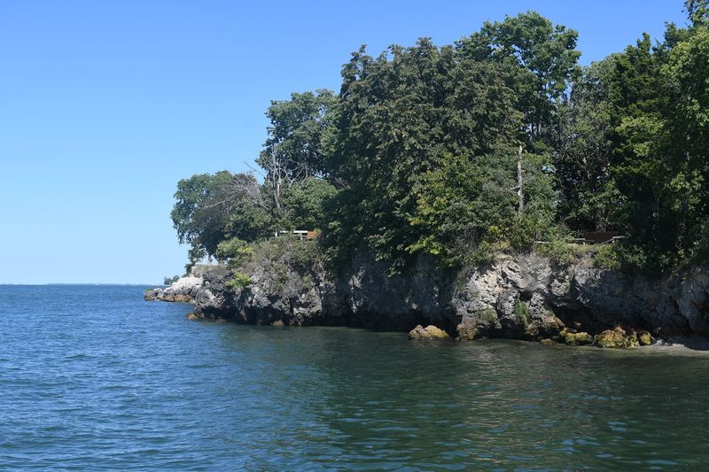 South Bass Island Beach (Put-in-Bay, Ottawa)