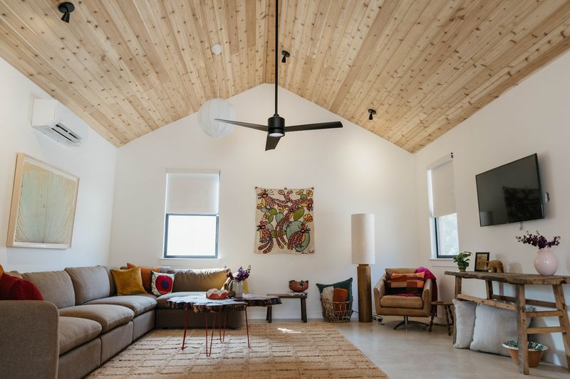 Spacious Modern Cabins Perfect for Groups Spacious Modern Cabins Perfect for Groups