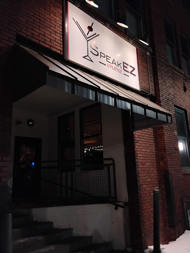 SpeakEZ Lounge SpeakEZ Lounge