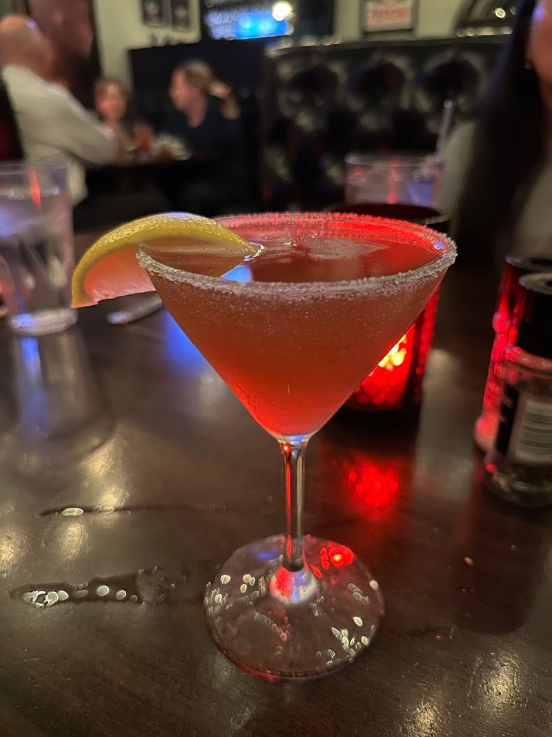 Specialty Martinis and Cocktails Elevate the Experience Specialty Martinis and Cocktails Elevate the Experience