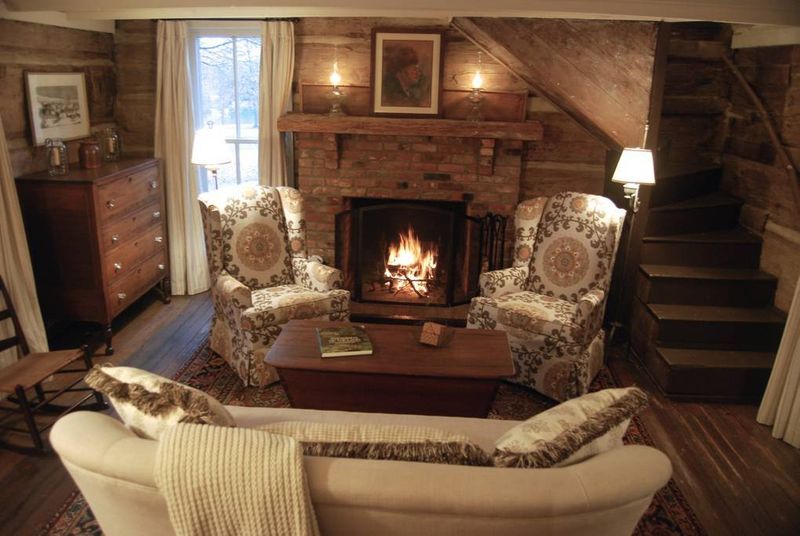Spend The Night In A Cozy Cabin That Feels Like A Step Back In Time Spend The Night In A Cozy Cabin That Feels Like A Step Back In Time