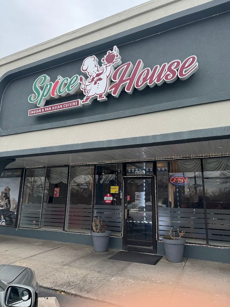 Spice House Turns Edison’s Lincoln Highway Into An Indo Chinese Flavor Stop Spice House Turns Edison’s Lincoln Highway Into An Indo Chinese Flavor Stop