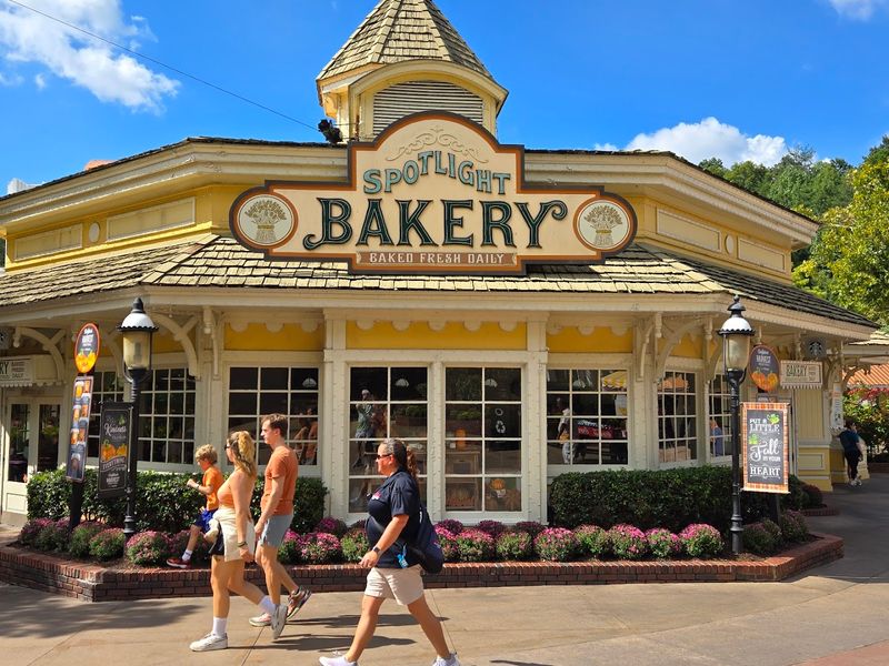 Spotlight Bakery — Pigeon Forge Spotlight Bakery — Pigeon Forge