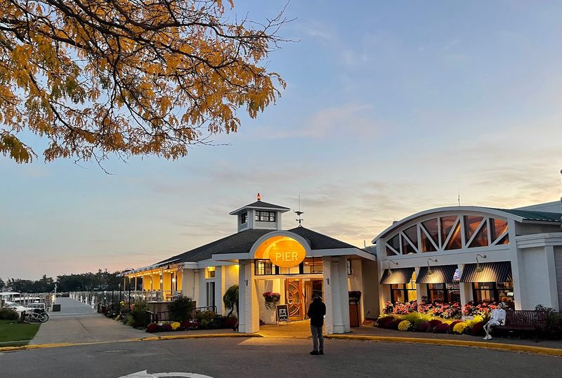 Stafford's Pier Restaurant / The Pier