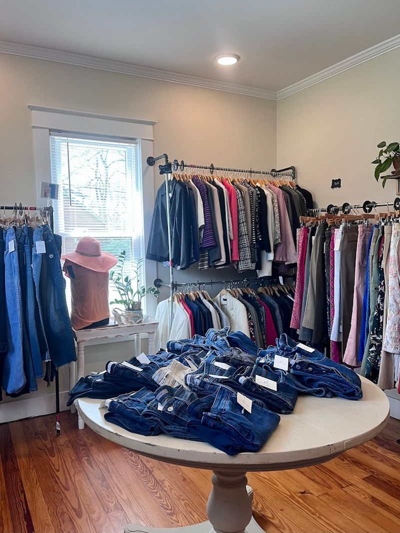 Step Inside TenThirtyFive's Stylish, Feel-Good Shopping Experience