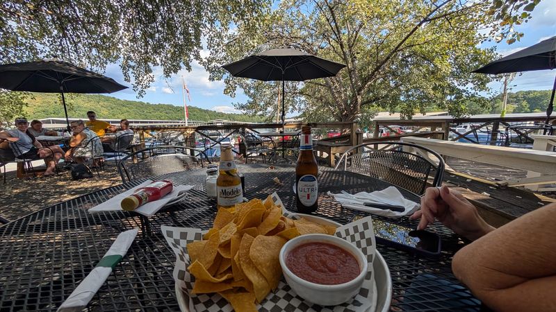 Steve's Landing Waterfront Grill — Soddy-Daisy