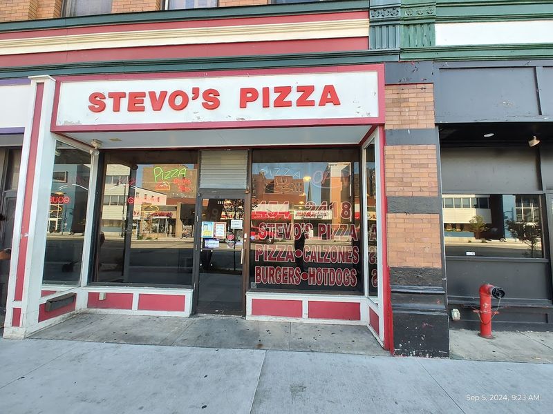 Stevo’s Pizza – Erie Stevo’s Pizza – Erie