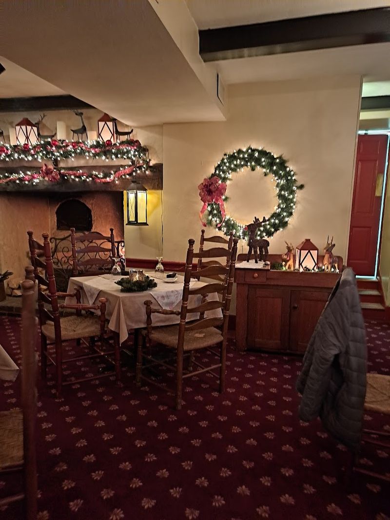 Stouch Tavern - Womelsdorf
