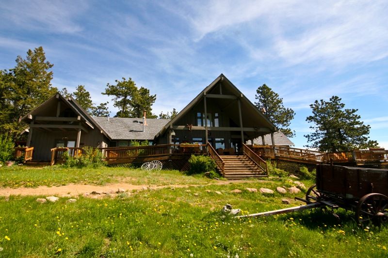Sundance Trail Guest Ranch – Red Feather Lakes