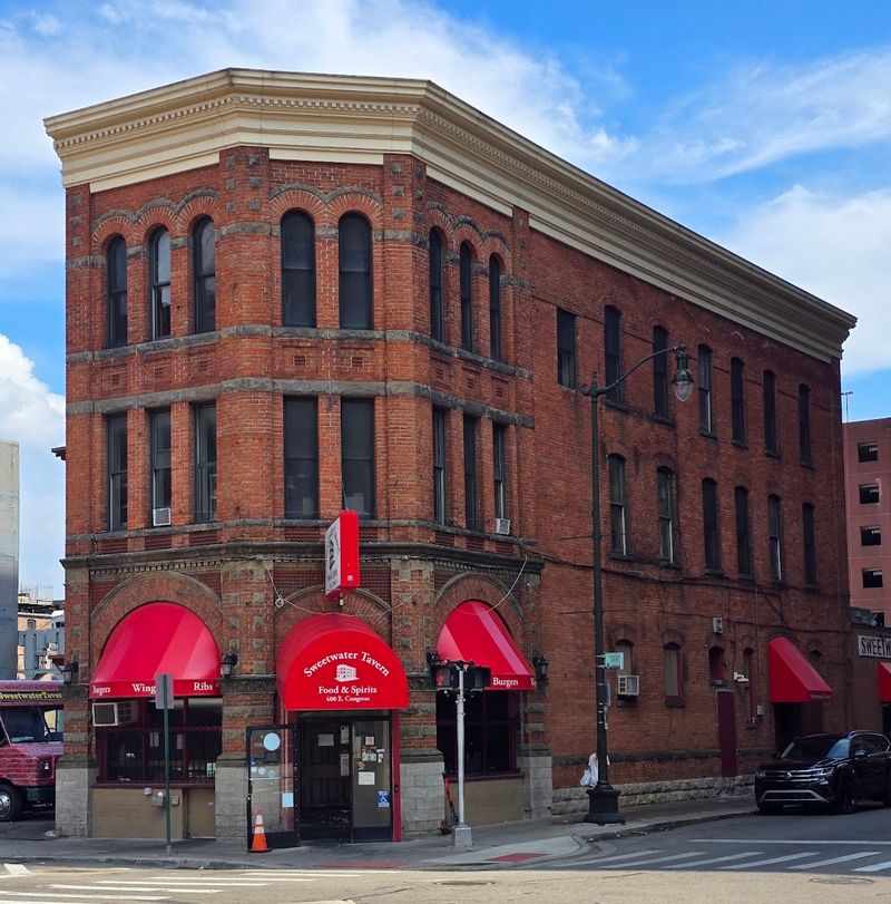 Sweetwater Tavern