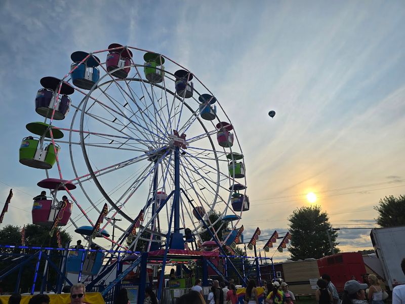 Tethered Rides Let Brave Visitors Float Above The Fairgrounds