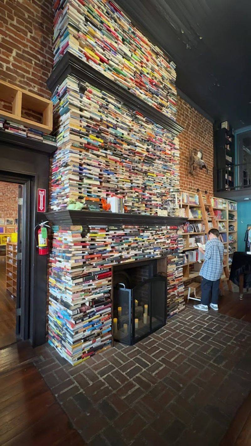That Jaw-Dropping Book Fireplace Everyone Talks About That Jaw-Dropping Book Fireplace Everyone Talks About
