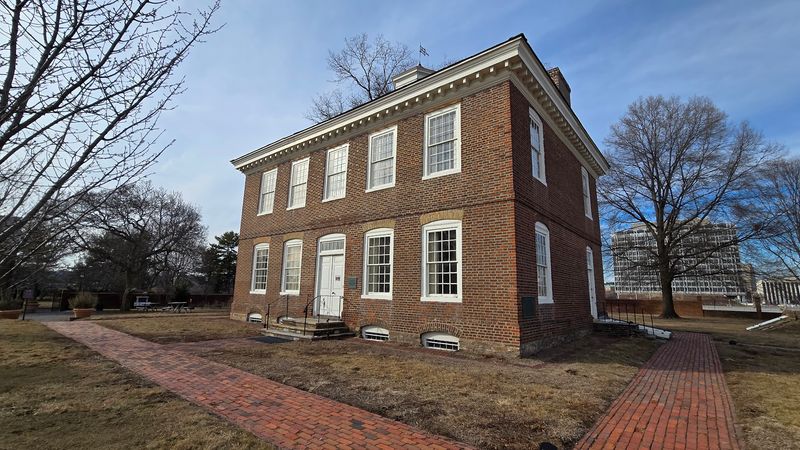 The 1719 Brick House Most Drivers Never Notice The 1719 Brick House Most Drivers Never Notice