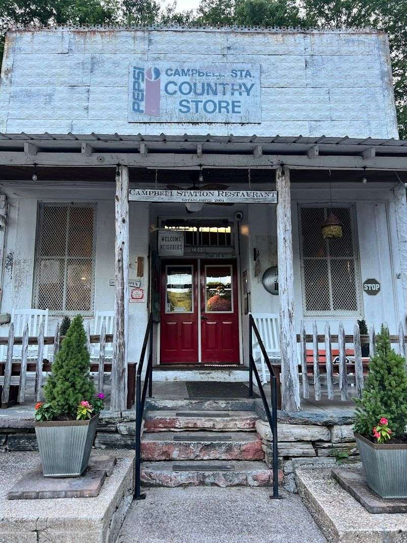 The Campbell Station Country Store Restaurant — Culleoka
