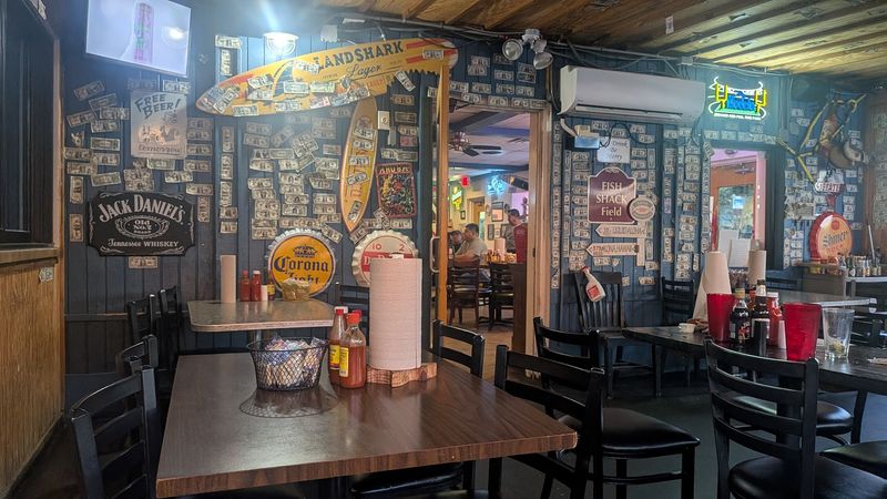 The Cozy Nautical Atmosphere