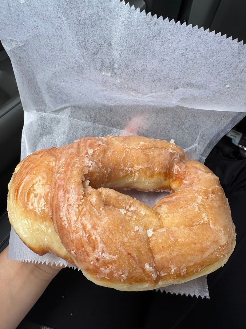 The Donut That Keeps People Coming Back The Donut That Keeps People Coming Back