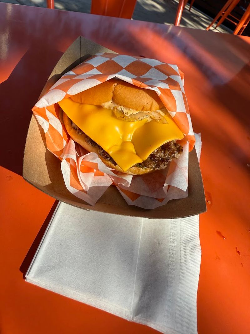 The Duke Smash Gives Onion Lovers Their Perfect Bite The Duke Smash Gives Onion Lovers Their Perfect Bite