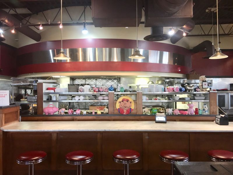 The Kind Of Place That Feels Instantly Comfortable The Kind Of Place That Feels Instantly Comfortable