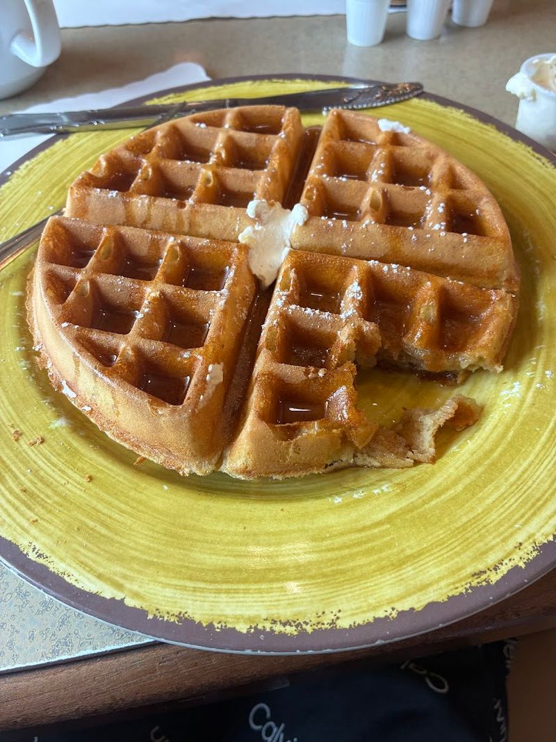 The Kind of Breakfast That Makes a Road Trip Feel Worth It The Kind of Breakfast That Makes a Road Trip Feel Worth It