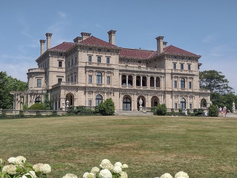 The Mansion Scene Is Surprisingly Kid-Friendly The Mansion Scene Is Surprisingly Kid-Friendly