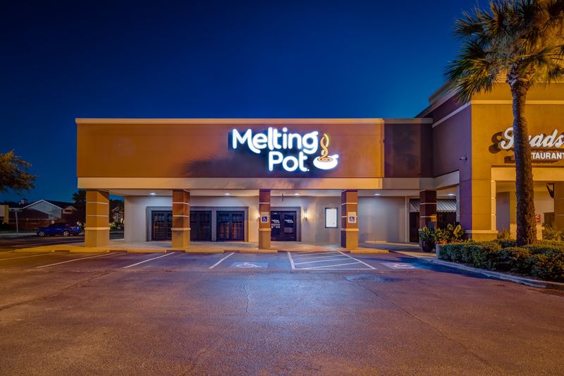 The Melting Pot (Multiple Texas Locations) The Melting Pot (Multiple Texas Locations)