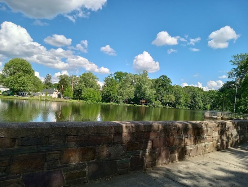 The Peddie Lake patio is the real reason people linger The Peddie Lake patio is the real reason people linger