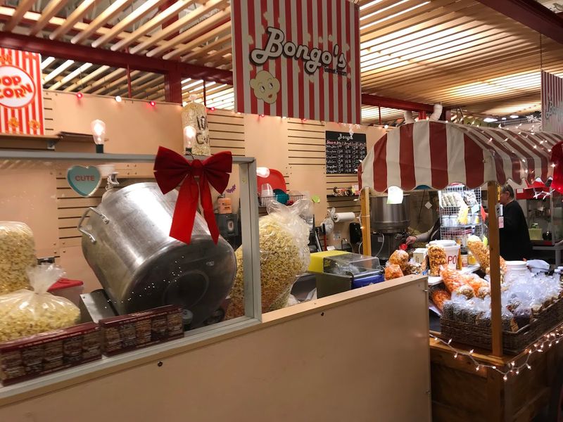 The Popcorn Stand That Earns Its Own Fan Club