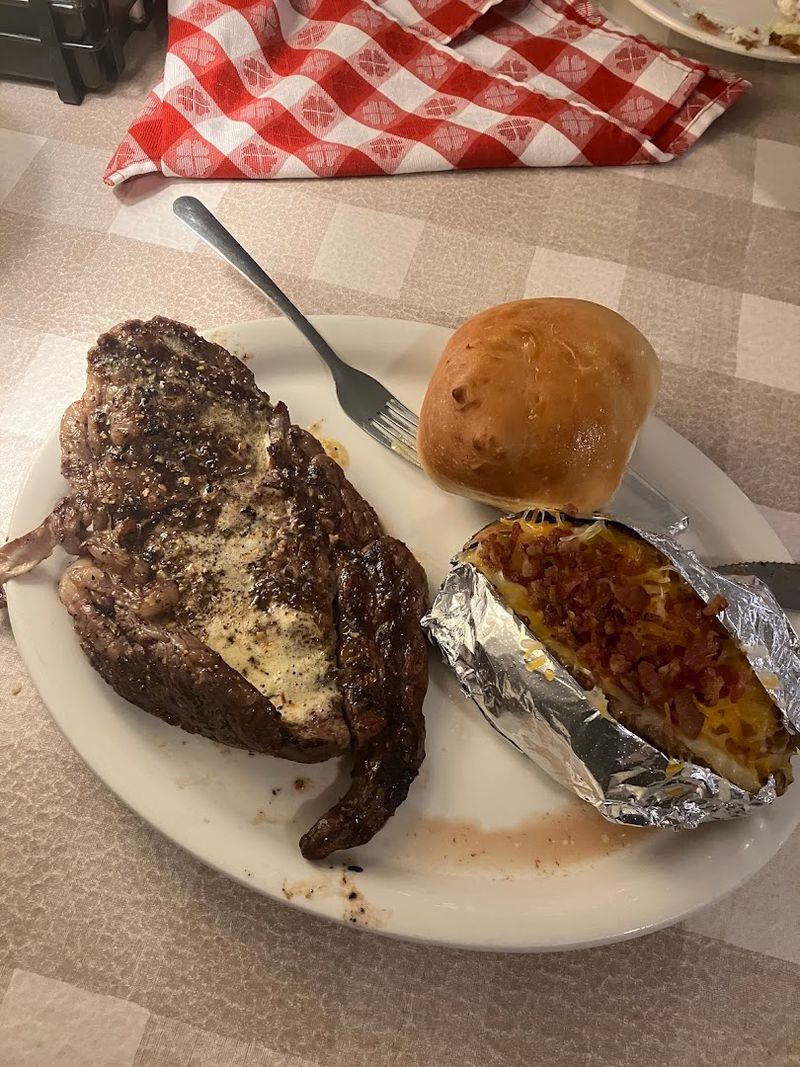 The Roast Beef That Keeps the Conversation Going
