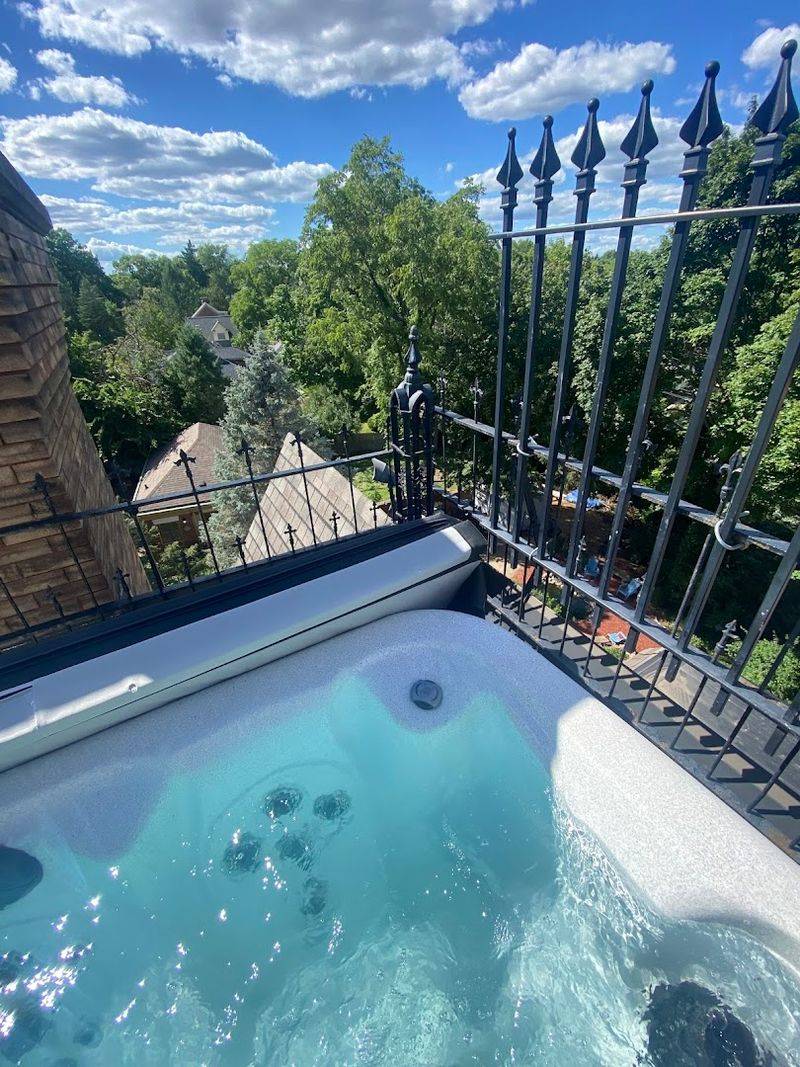 The Rooftop Hot Tub and Sky Deck Give Dads a View Worth the Trip Alone The Rooftop Hot Tub and Sky Deck Give Dads a View Worth the Trip Alone