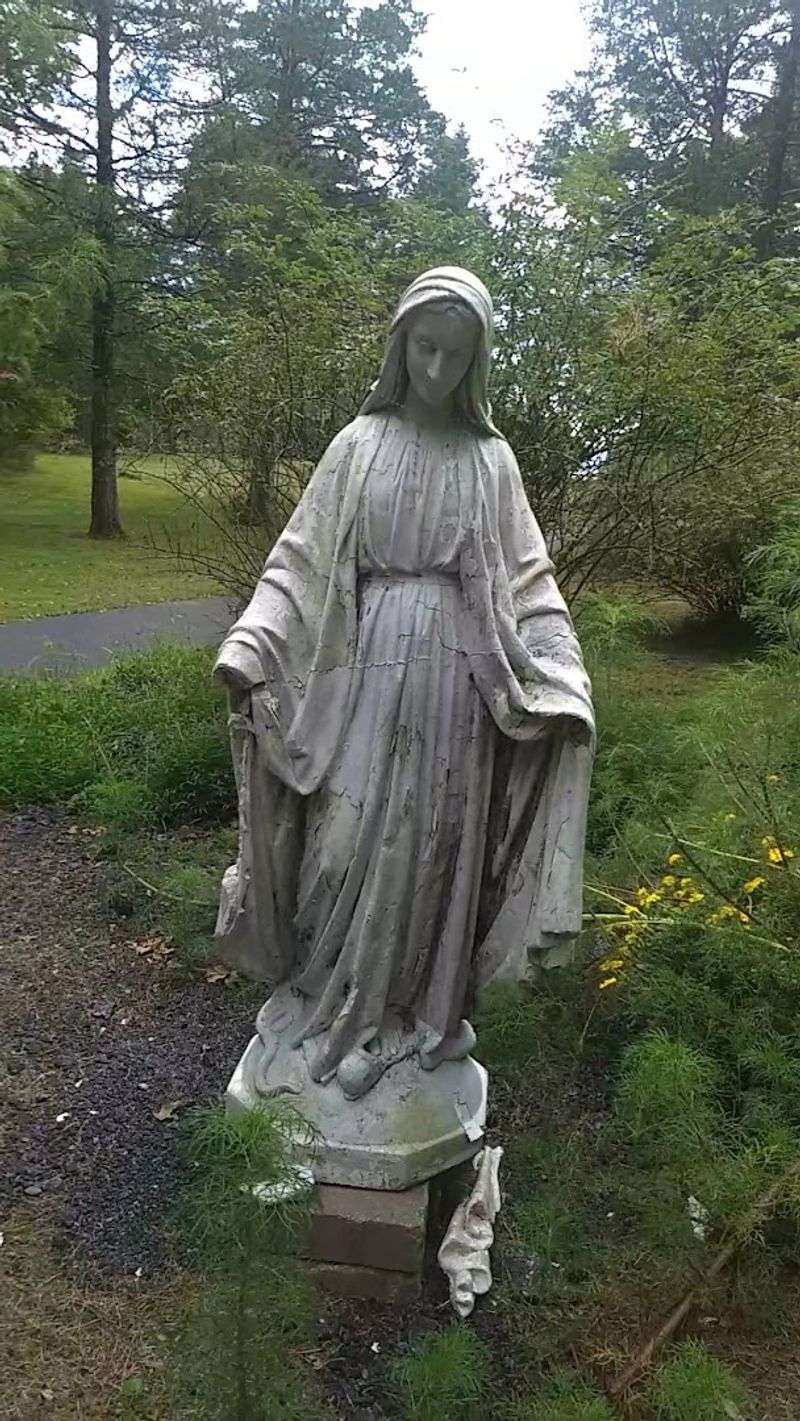 The Rosary Garden Turns A Simple Walk Into A Moving Prayer