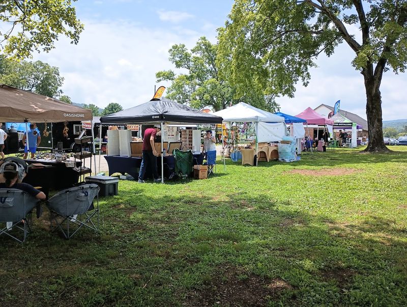 The Sale Creek Setting Adds To The Farm's Hidden-Gem Feel The Sale Creek Setting Adds To The Farm's Hidden-Gem Feel