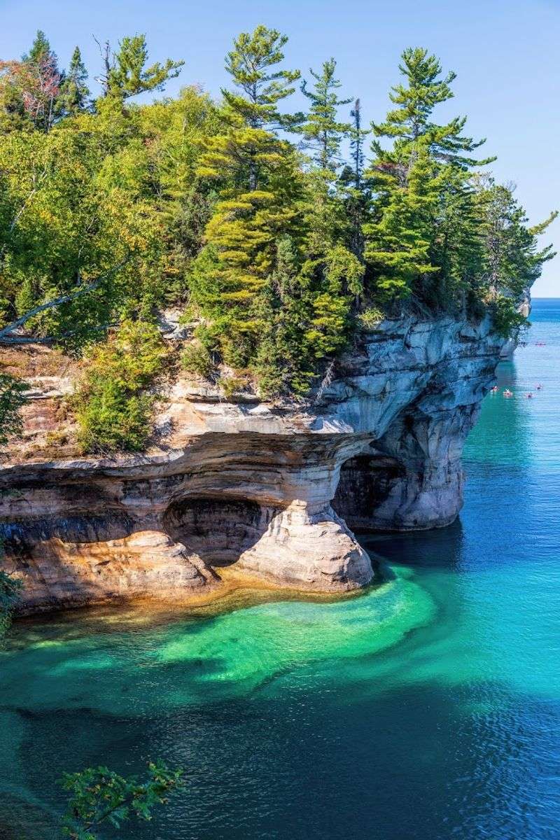 The Sandstone Cliffs That Steal Every Show The Sandstone Cliffs That Steal Every Show