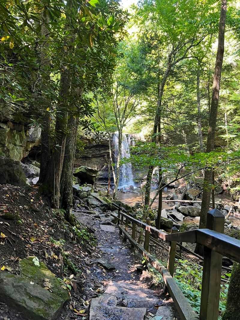 The Short Trail to the Falls