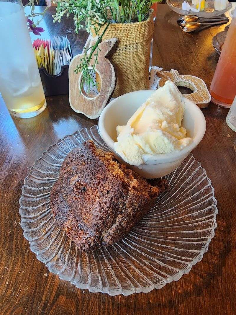 The Signature Apple Cake That Keeps Guests Coming Back The Signature Apple Cake That Keeps Guests Coming Back