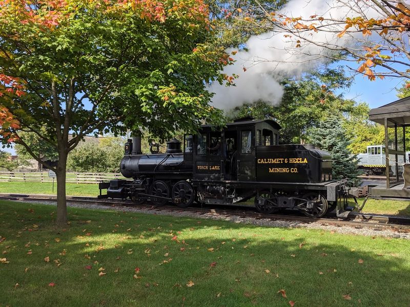The Steam Train That Circles the Whole Village The Steam Train That Circles the Whole Village