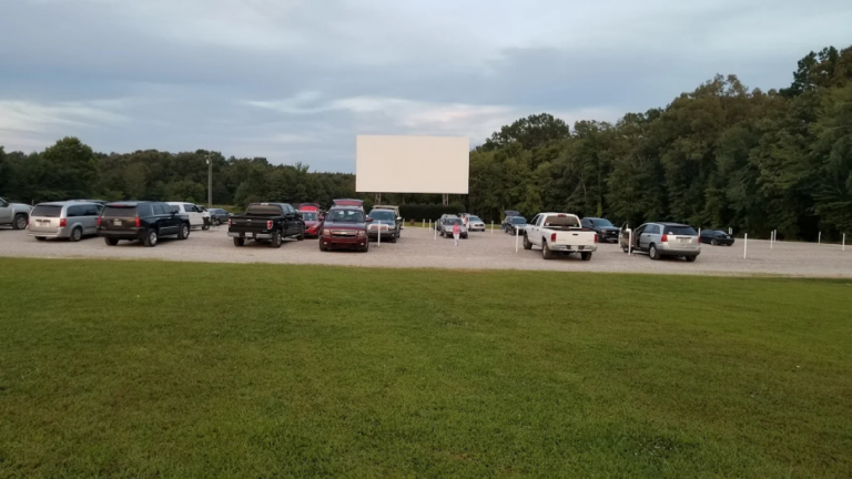 The Tennessee Drive-In That Proves the Best Movie Nights Happen Outside
