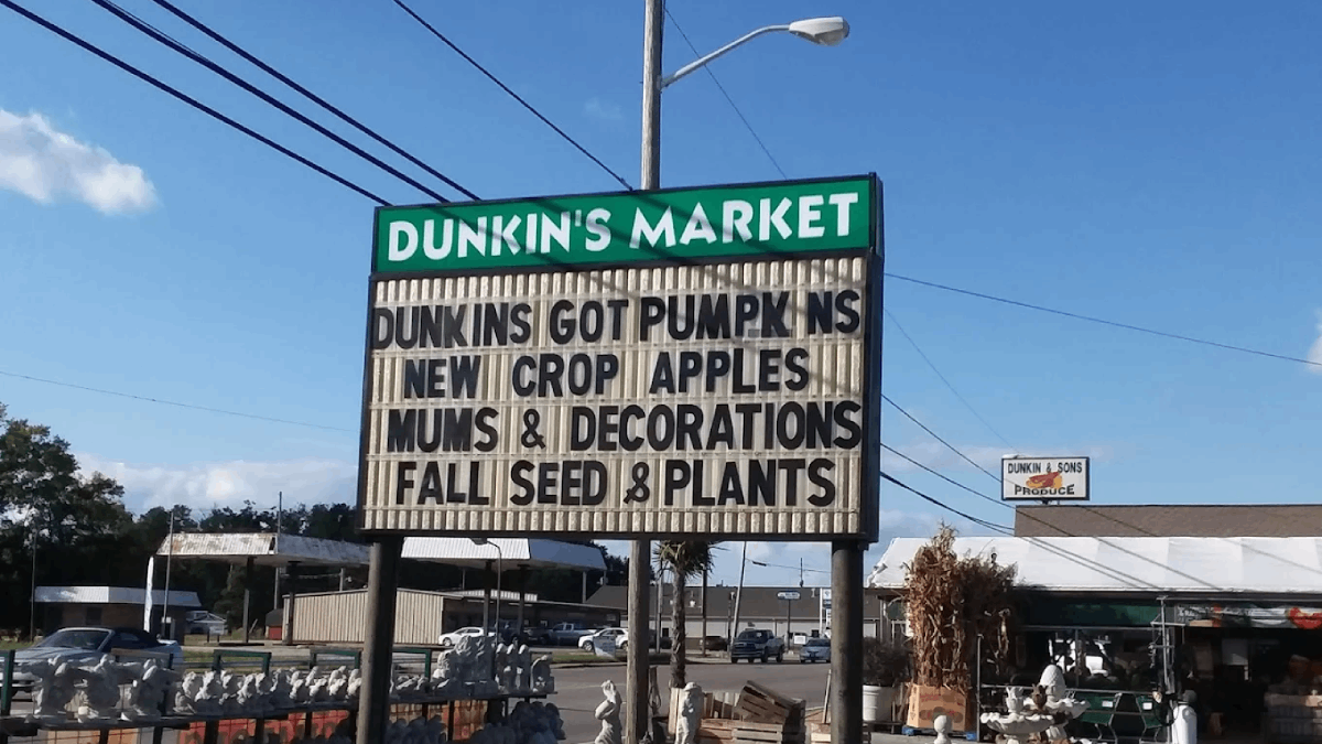 The Tennessee Market That Turns a Simple Stop Into a Local Experience