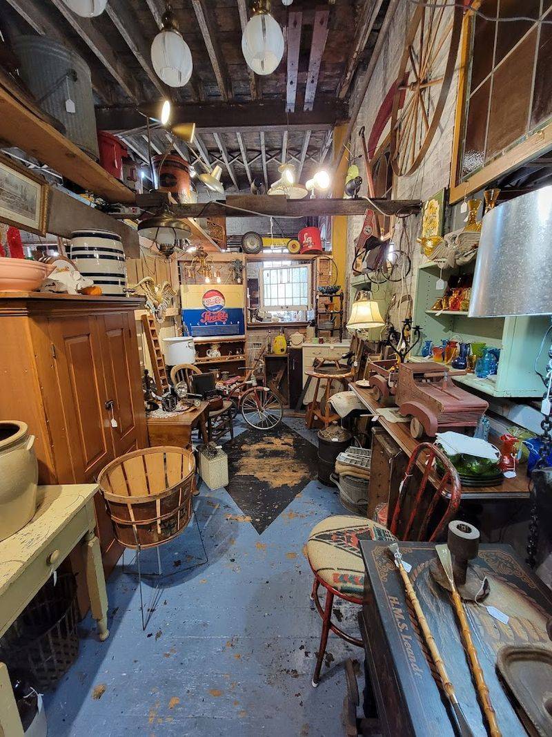 The atmosphere is part antique store, part experience The atmosphere is part antique store, part experience