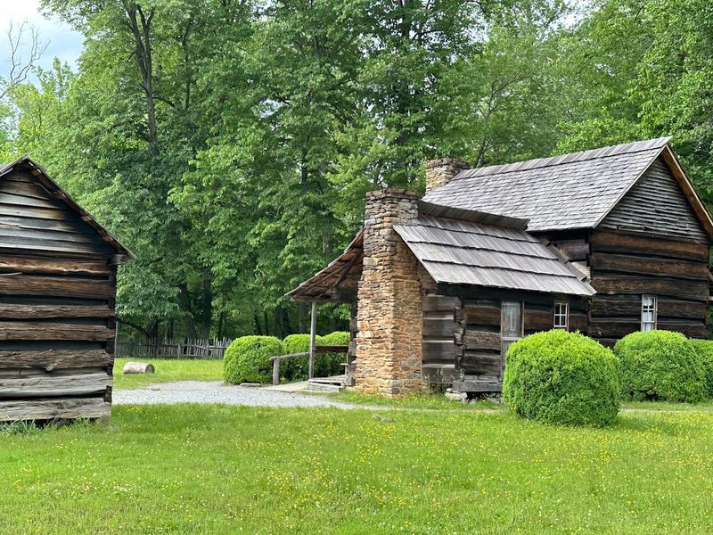 The farmhouse and daily home life