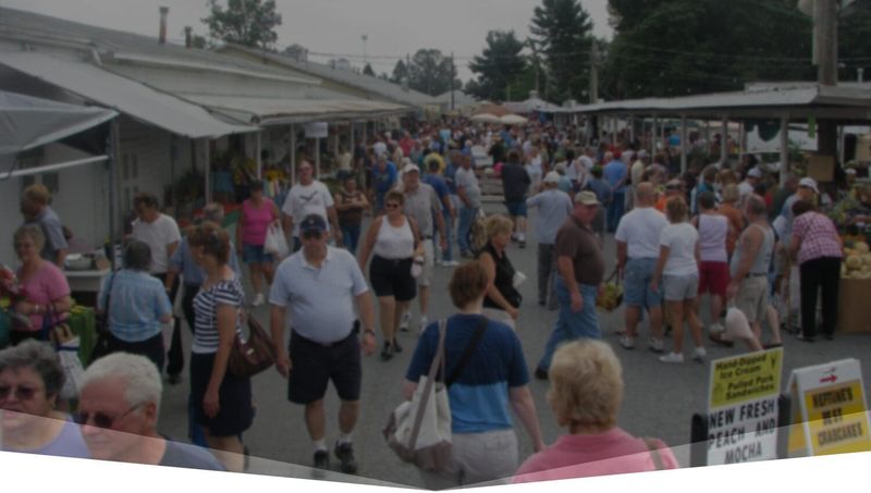 The live auctions give the market its signature energy The live auctions give the market its signature energy