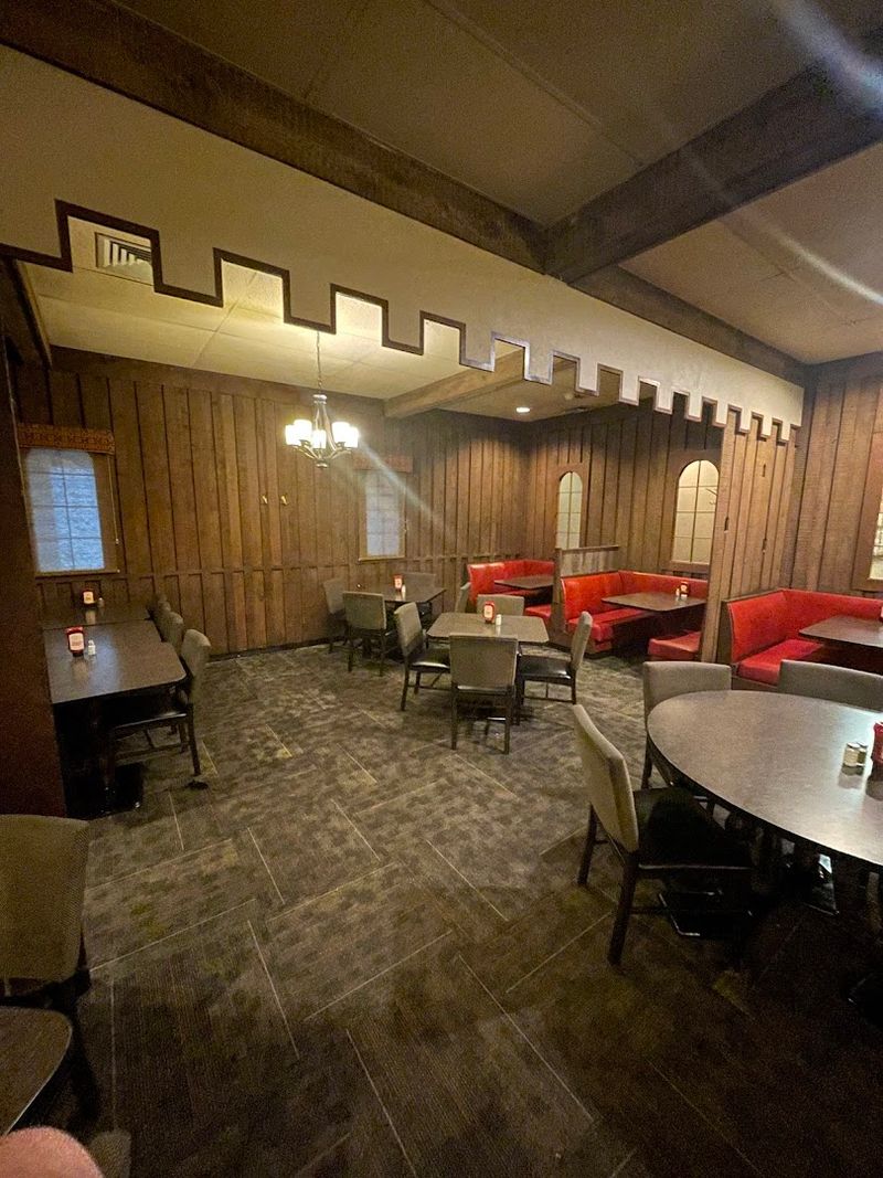 The nostalgic atmosphere is a huge part of the appeal The nostalgic atmosphere is a huge part of the appeal