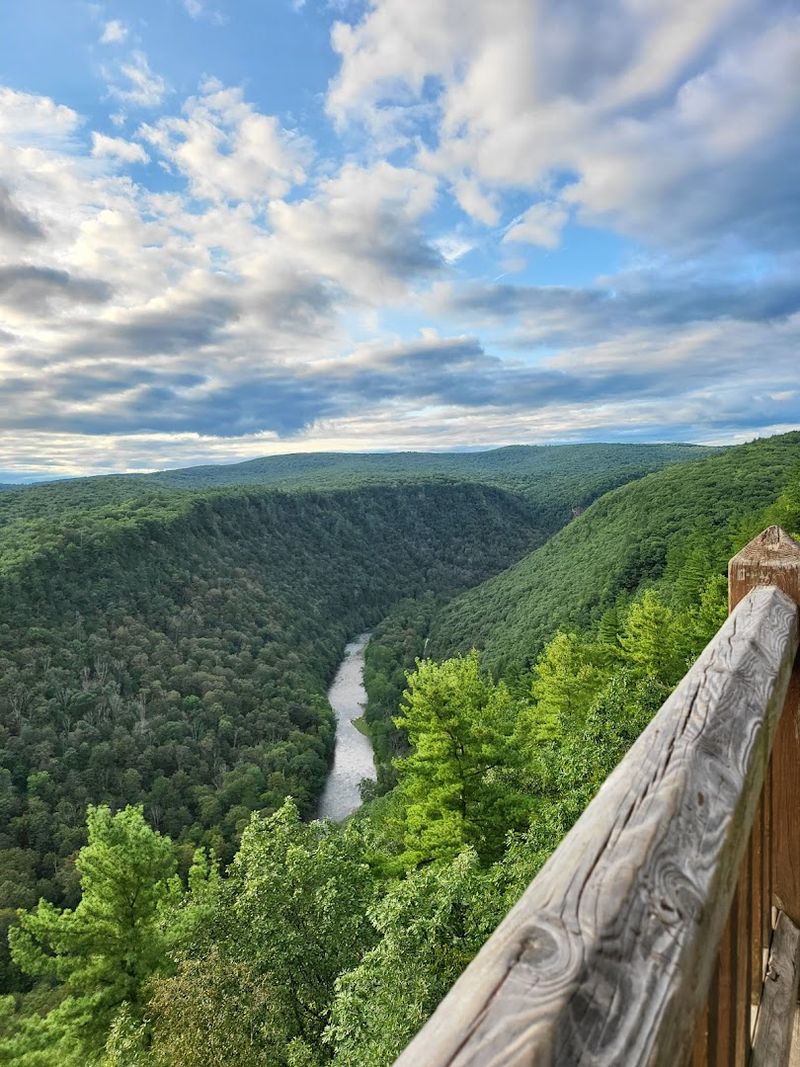 The overlook trail gives you a huge reward for very little effort