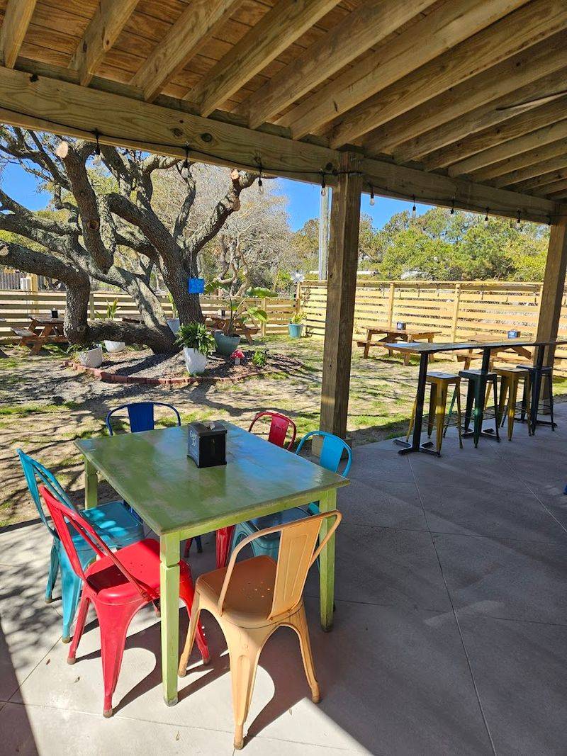 The setting, seating, and small touches
