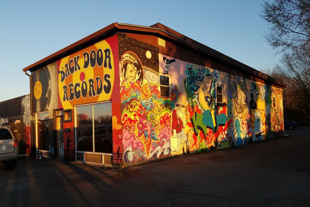 These 10 Tennessee Record Stores Are Pure Heaven for Vinyl Lovers