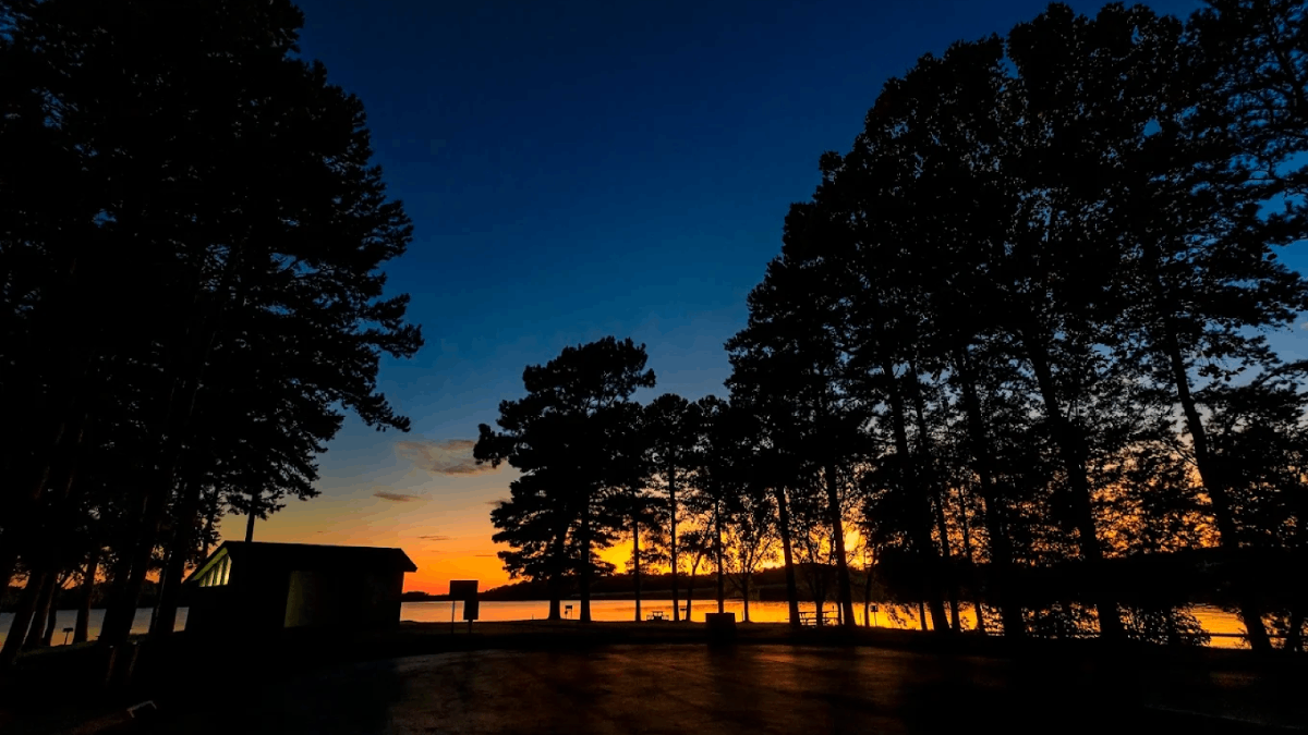These 12 Tennessee Lakes Are the Best Way to Welcome Summer